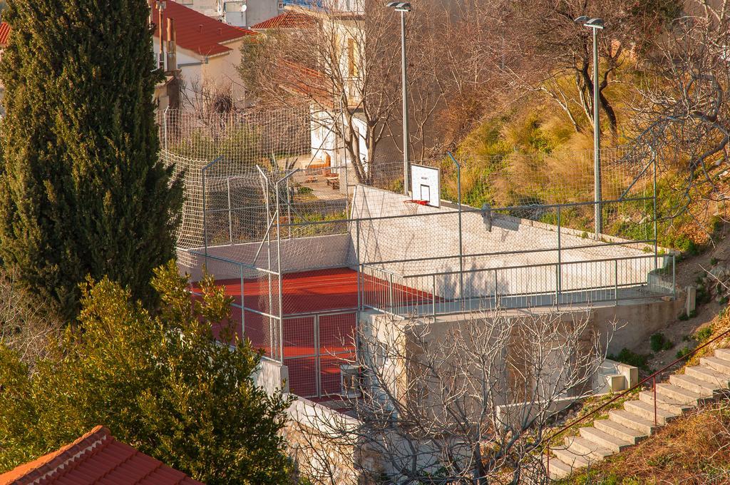 Apartment Lelas Оміш Екстер'єр фото